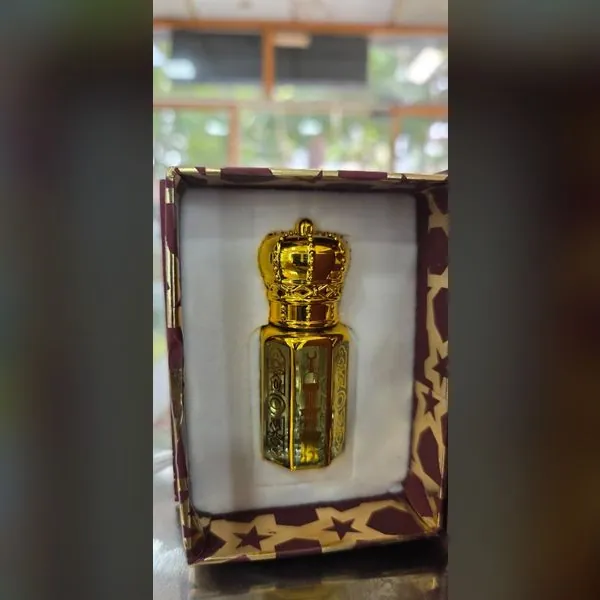 Green Ajmeri, Raza attar