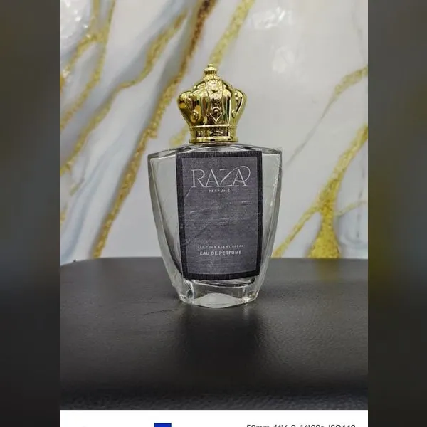 24 Carat, shown in a Raza house bottle